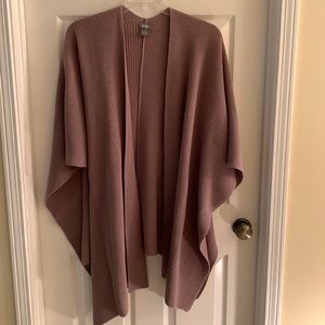 Neiman Marcus one size tan 100% cotton knit ruana